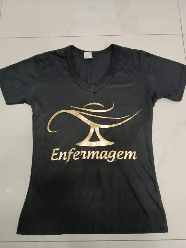 Camisa com Recorte Personalizado